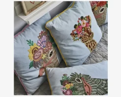 Pude broderi bomuld giraf 45x45 cm