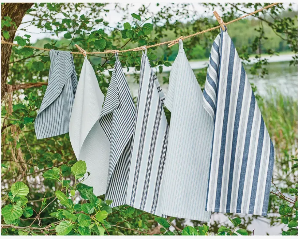 Viskestykke blomster hvid/brun/blå 50x70 cm